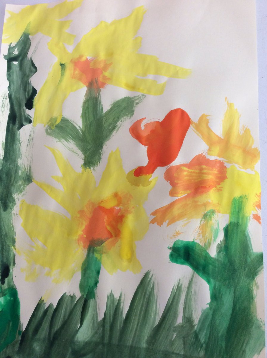 ButterflyClassR's tweet photo. Dazzling daffodils, beautiful artwork Butterflies! What would you use watercolours, pastels or poster paint? https://t.co/hE2SDnSViG