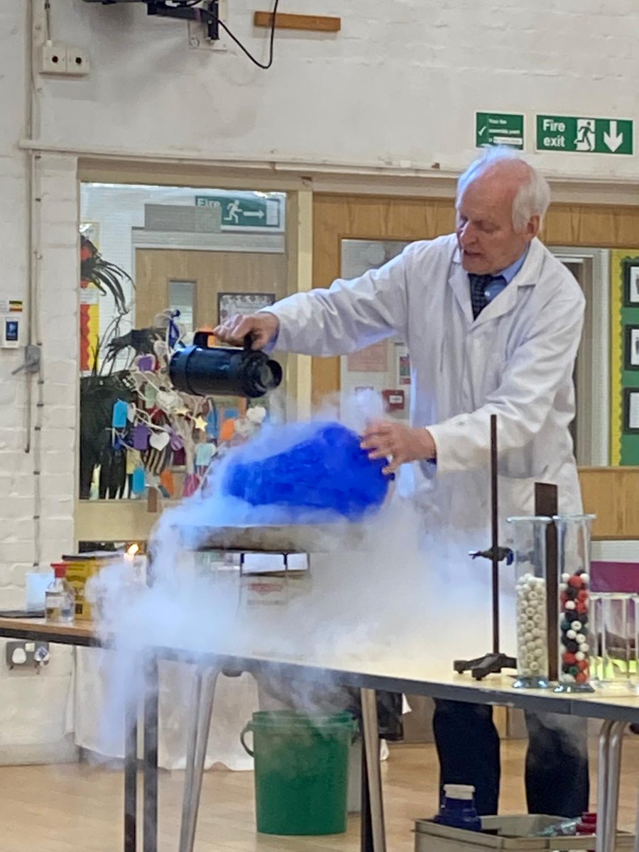 stjohnscen20's tweet photo. The children attended an amazing assembly this morning. There were lots of WOW expressions on faces, and a few loud explosions. #ScienceSpectacular #SuperScientist #MemorableMoments @LDBS1836 @BPSIBarnet @stevethedoc1 @ASPNW2 https://t.co/PSERlOV6VV