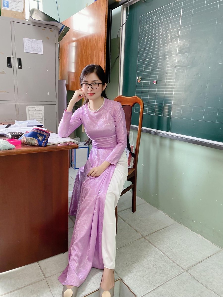 Động lực đến lớp mỗi ngày của hs là đây chứ đâu.