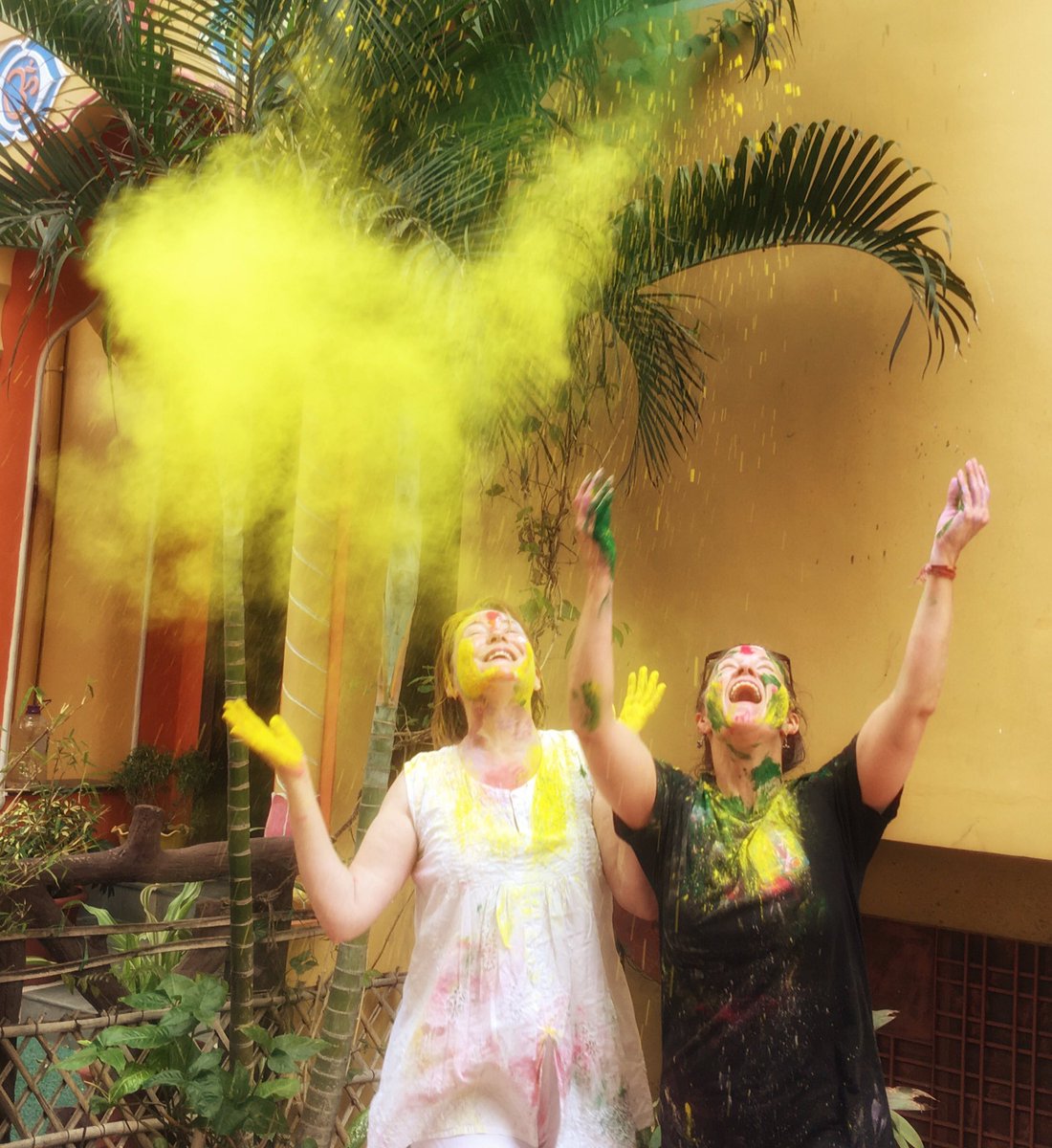 Breathedreamgo's tweet photo. Happy Holi! 

The @India4Beginners custom Holi tour arrived in Rishikesh just in time for Holi! We had an amazing time at Anand Prakash Yoga Ashram - Rishikesh playing Holi in a safe place! 

#holi #indiaforbeginners #indiatravel #indiatourism https://t.co/opXvmMshPx