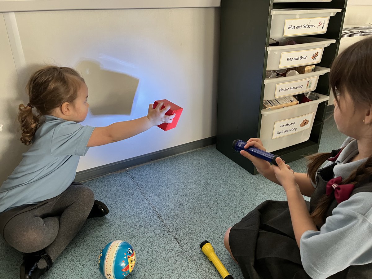 SGSReception's tweet image. #SGSReception have been busy investigating 3D shape shapes this morning! @WhiteRoseMaths #SGSPrep