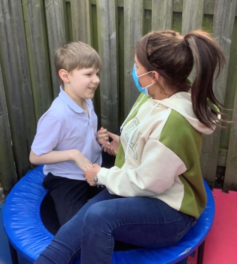 MacIntyreSchool's tweet photo. Enjoying a quiet moment together #personcentred #greatinteraction #Wellbeing https://t.co/UBYoQ0O2km