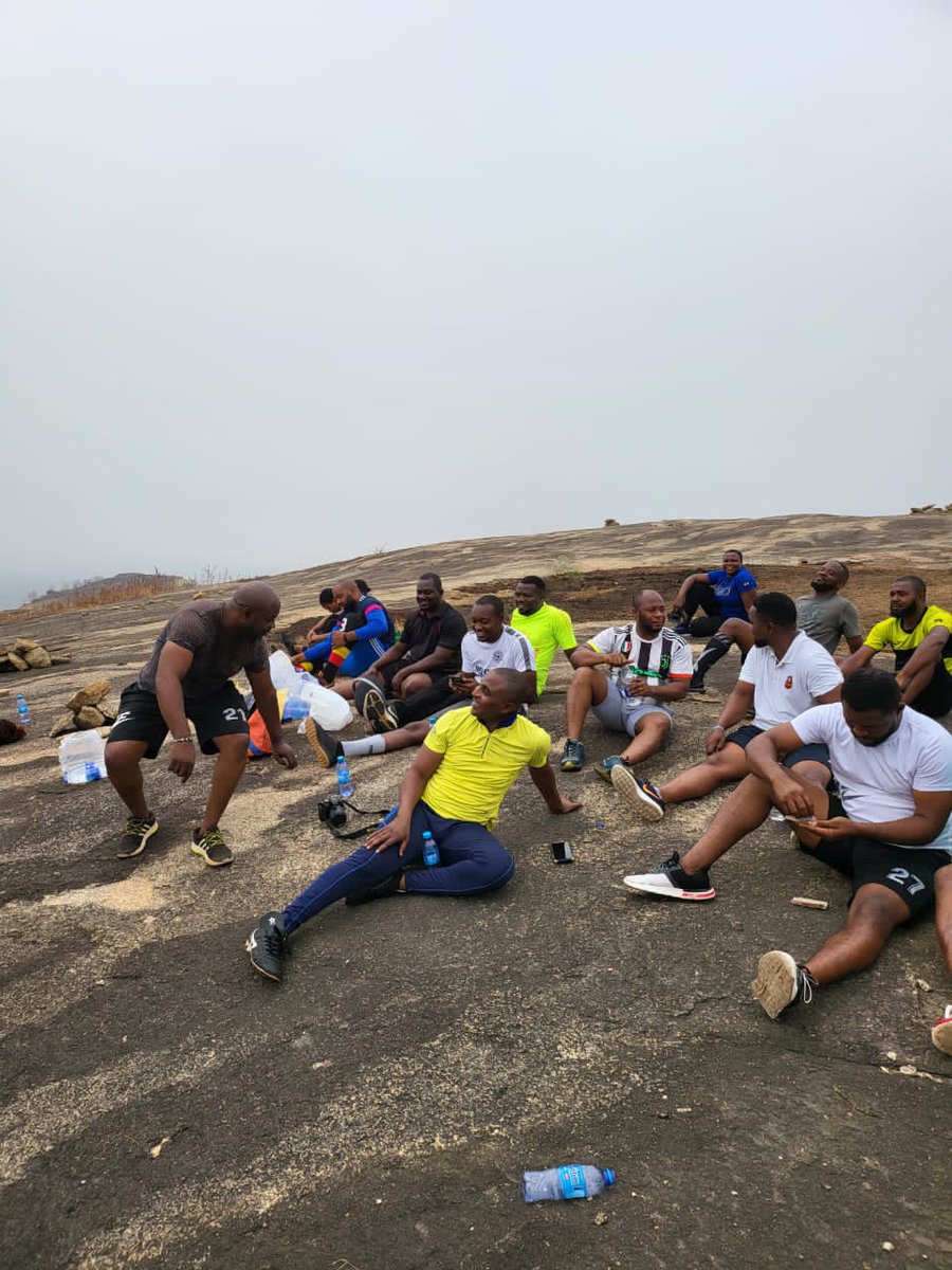 Hiking with my Gee's every Saturday by 07:OO CAT. Exercise is life. 🫀🫁🧠#RESET