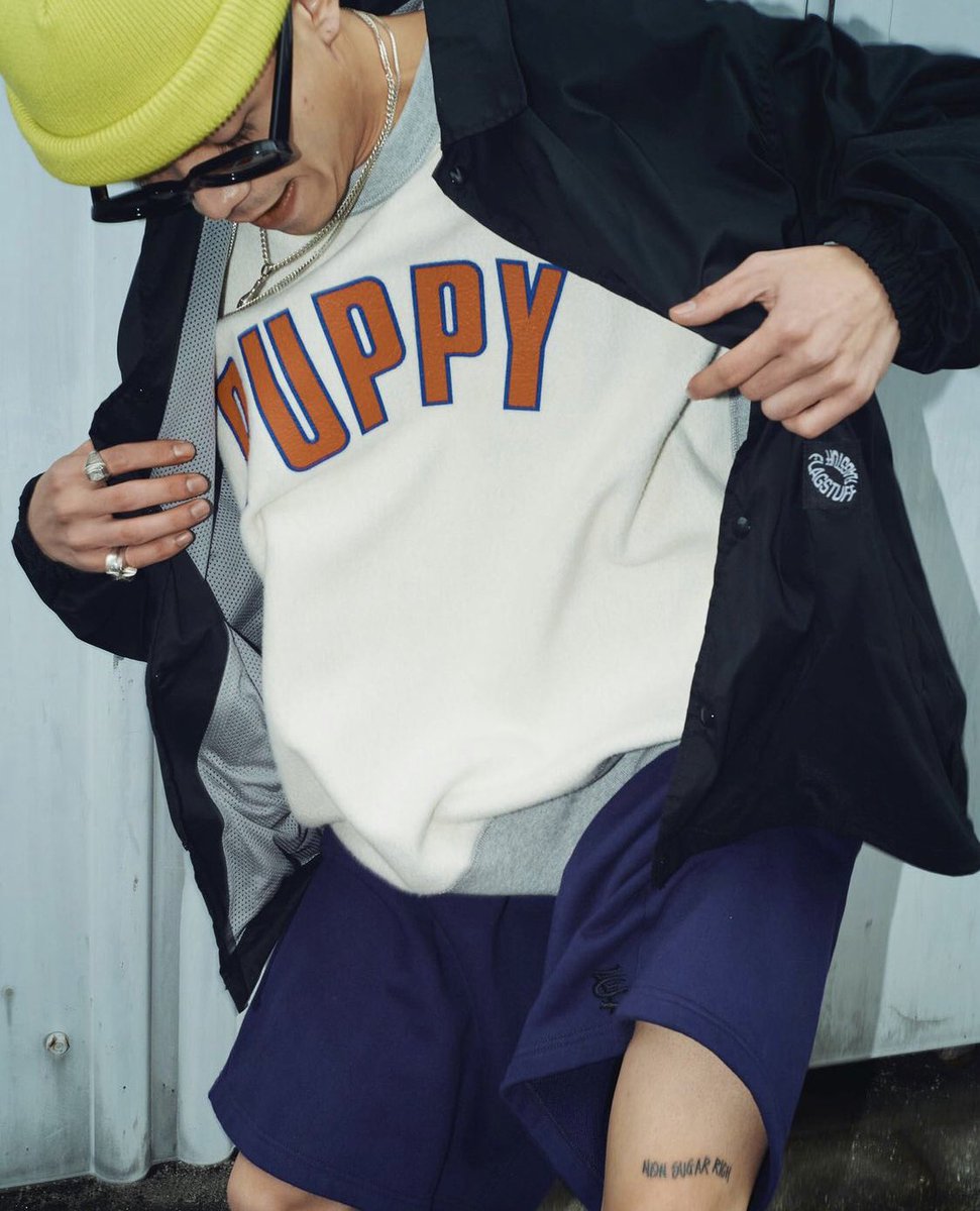 offshore_tokyo's tweet photo. F-LAGSTUF-F / DOGGY PUPPY SWEAT
3/19 (SAT)release...
※表面DOGGY,裏目PUPPYのリバーシブル仕様です。
https://t.co/ZZBmlStLBj
#flagstuff #フラグスタフ
#どんぐりず
#offshoretokyo https://t.co/Z6UmpIGkt8