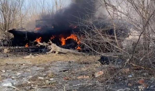 ua_industrial's tweet photo. 25 окрема повітрянодесантна Січеславська бригада повідомляє: Ворожа техніка знищена разом з особовим складом!🔥 https://t.co/bVnL3VV4q0