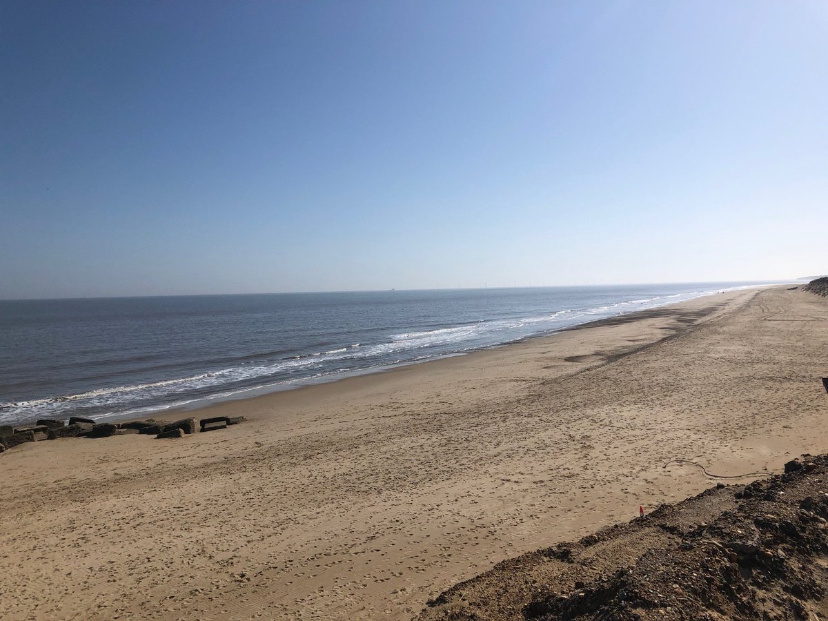 Winterton Beach Car Park tweet media