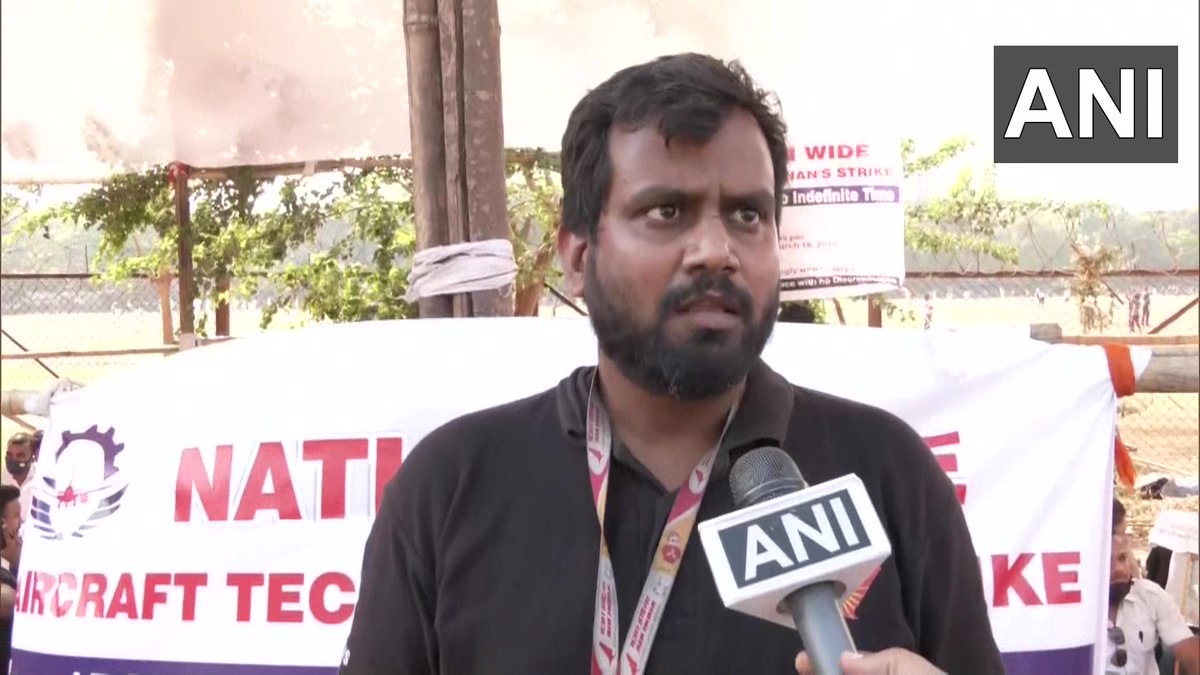 ANI's tweet photo. Maharashtra | Aircraft technicians of Air India Engineering Services hold a strike at Mumbai's Azad Maidan

We want same pay as permanent employees, DA be included in our salary. Career progression &amp; a hike in our salary should be given: Chand Pratab Asthana, Aircraft technician https://t.co/6BYTsrqbzC