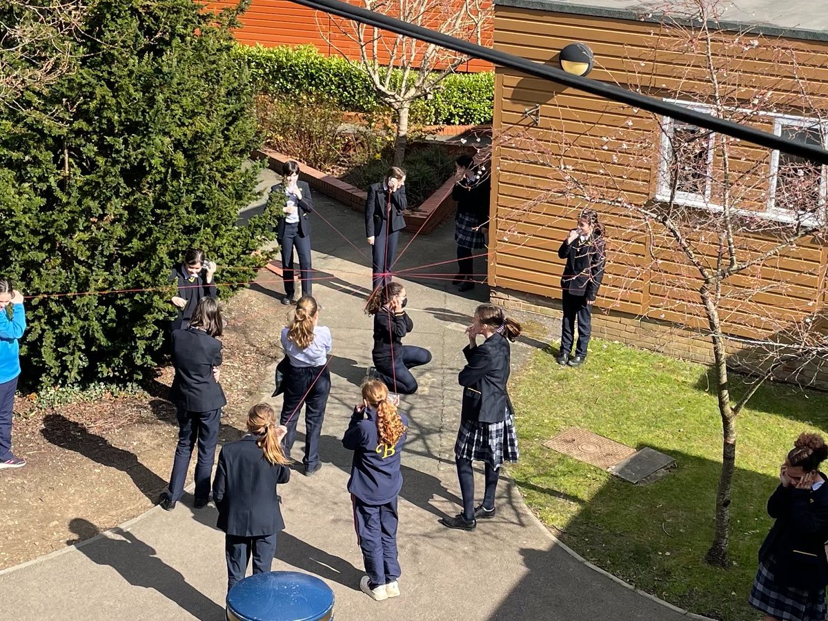 ScienceBHGirls's tweet photo. Year 7s seeing how large they can make their  conference call! Celebrating #BritishScienceWeek2022 https://t.co/tMdSfRpjT5