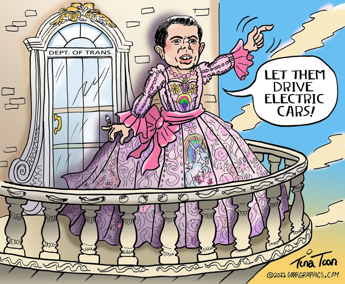 MuzharPrince's tweet photo. Marie Antoinette  if fuel prices are high https://t.co/HNx9VGjdNt