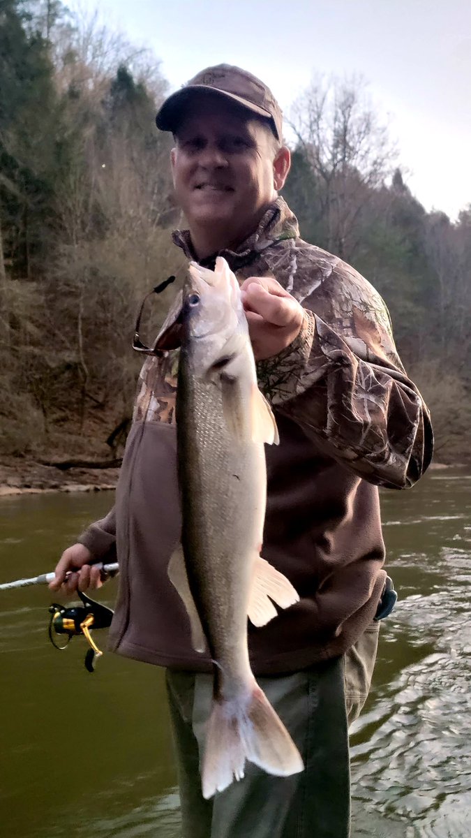 seahex's tweet photo. Great night Walleye fishing trip in N. Ga mountains with Capt. Eric @Lake_and_Stream ! https://t.co/c23DQer297