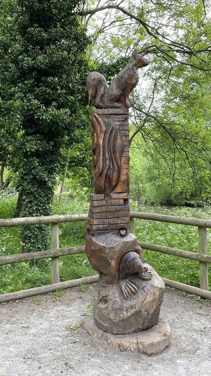 gojauntly's tweet photo. Visit ice pools, soak up nature and visit a farm, all on one walk. Enjoy The Priory Woods & Pool Loop as your #SpringStomp walk 🌳 👣 @sandwellcouncil https://t.co/H17Qv1cona https://t.co/X43eTxGUw2