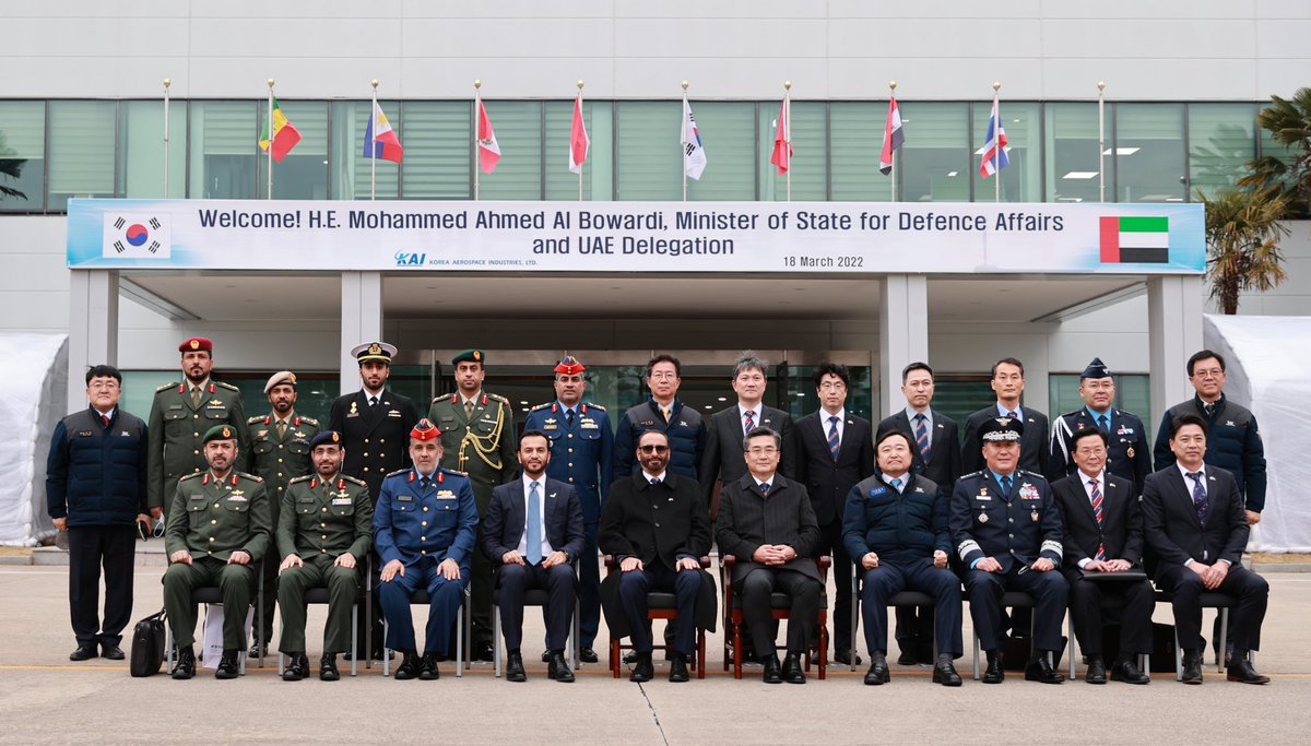 modgovae's tweet photo. H.E. Mohammed bin Ahmed Al Bowardi, Minister of State for Defence Affairs headed a high-level delegation of senior officers and officials of #UAE Ministry of Defence, at the official invitation of H.E. Suh Wook, Minister of Defence of the Republic of South Korea
#ROKMND
@ROK_MND https://t.co/GpsTQk33rE