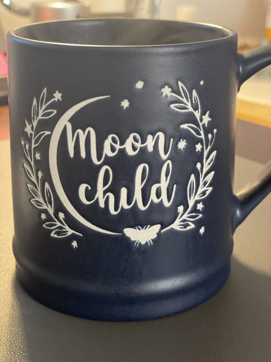 MsMaria_22's tweet photo. Good morning! Ah hello Friday. #fullmoonweek #weekend #moonchild https://t.co/jz5hNWjW0w
