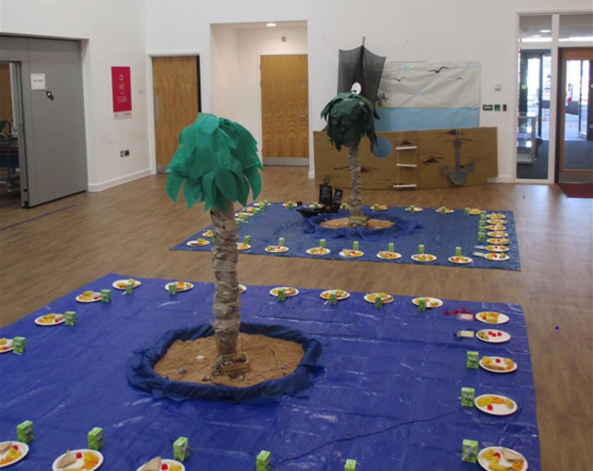 olive_bham's tweet photo. Looks like children in Reception really enjoyed their picnic at sea! Luckily, Pirate Bob didn't take any of @olive_bham treasures and read a lovely story instead. #WeAreStar #Motivated #Learninghooks #LoveLearning https://t.co/n96y6Rp9BP