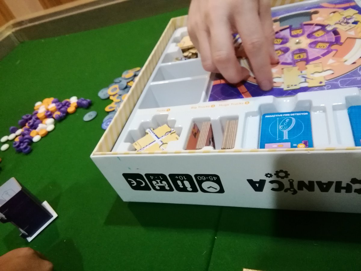 ramy_pon's tweet photo. Boardgame weekend
#mechanica #boardgames #resonym #HobbyJAPAN https://t.co/TO4kds7DrA