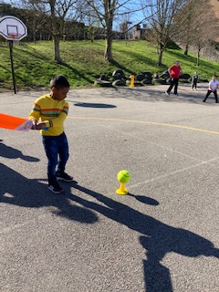 DrakePrimary's tweet image. Sun, cricket, Comic Relief mufti and biscuits! A perfect Friday! @ReachSouth1 @DevonCricket @allstarscricket @DynamosCricket @Chance2Shine @comicrelief