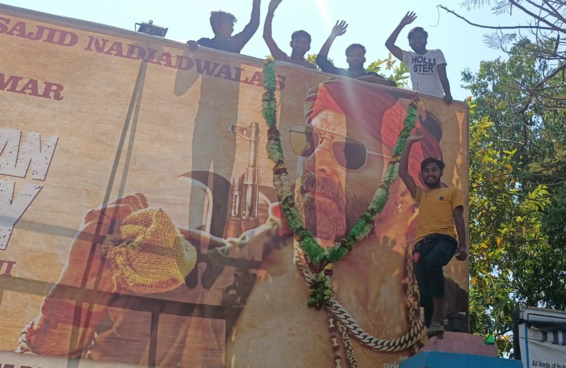 Akshay Kumar WB Fans tweet media