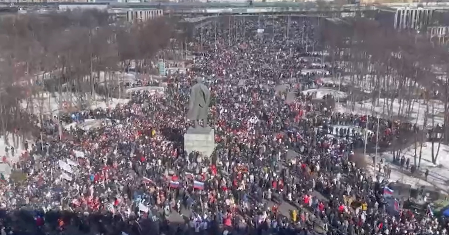 Митинг 18.03. Концерт присоединение Крыма 2022 Лужники. Концерт в Лужниках 2022 Крым.