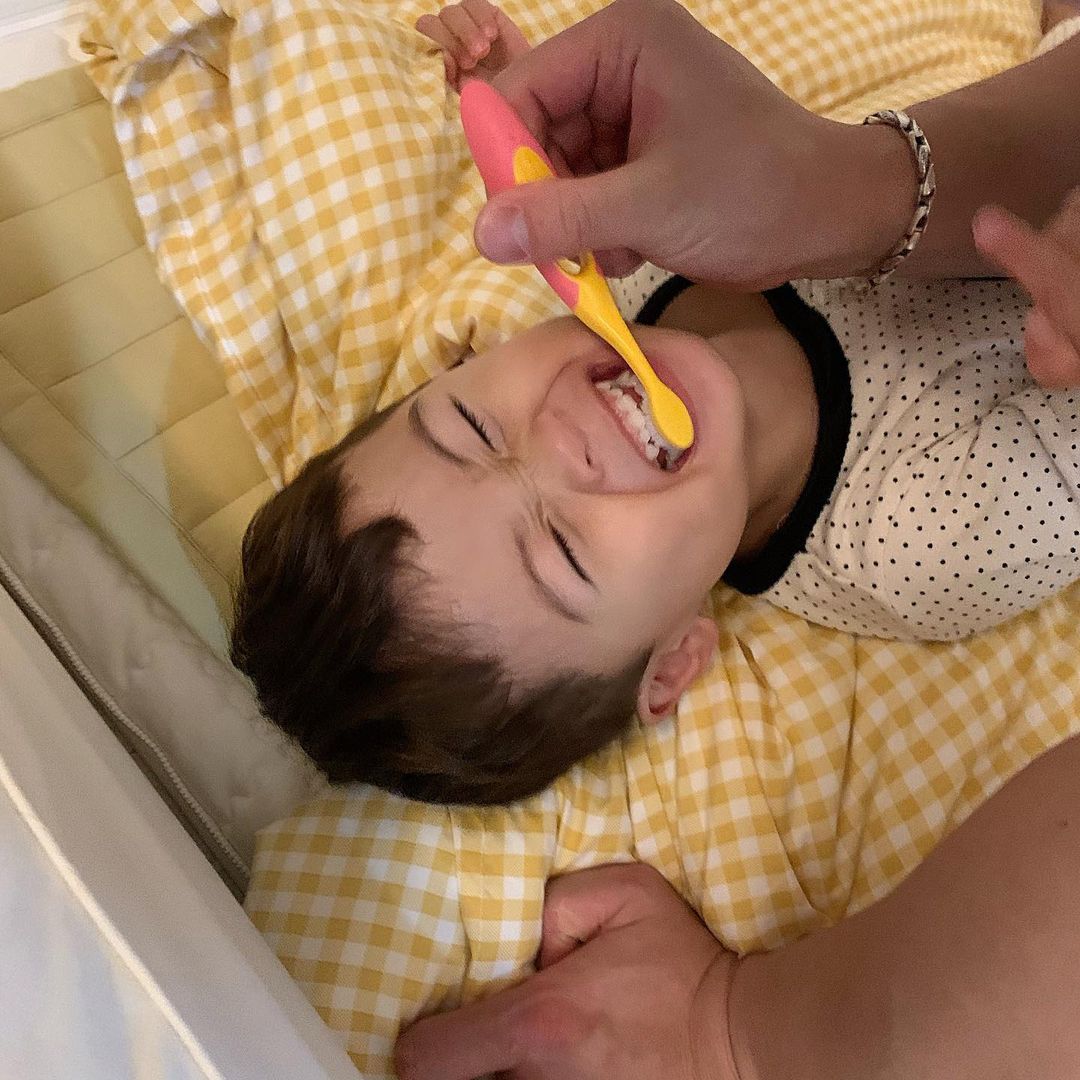 Hywnoo's tweet photo. Paling susah disuruh sikat gigi sebelum tidur 😠 https://t.co/aApuSGQpyA