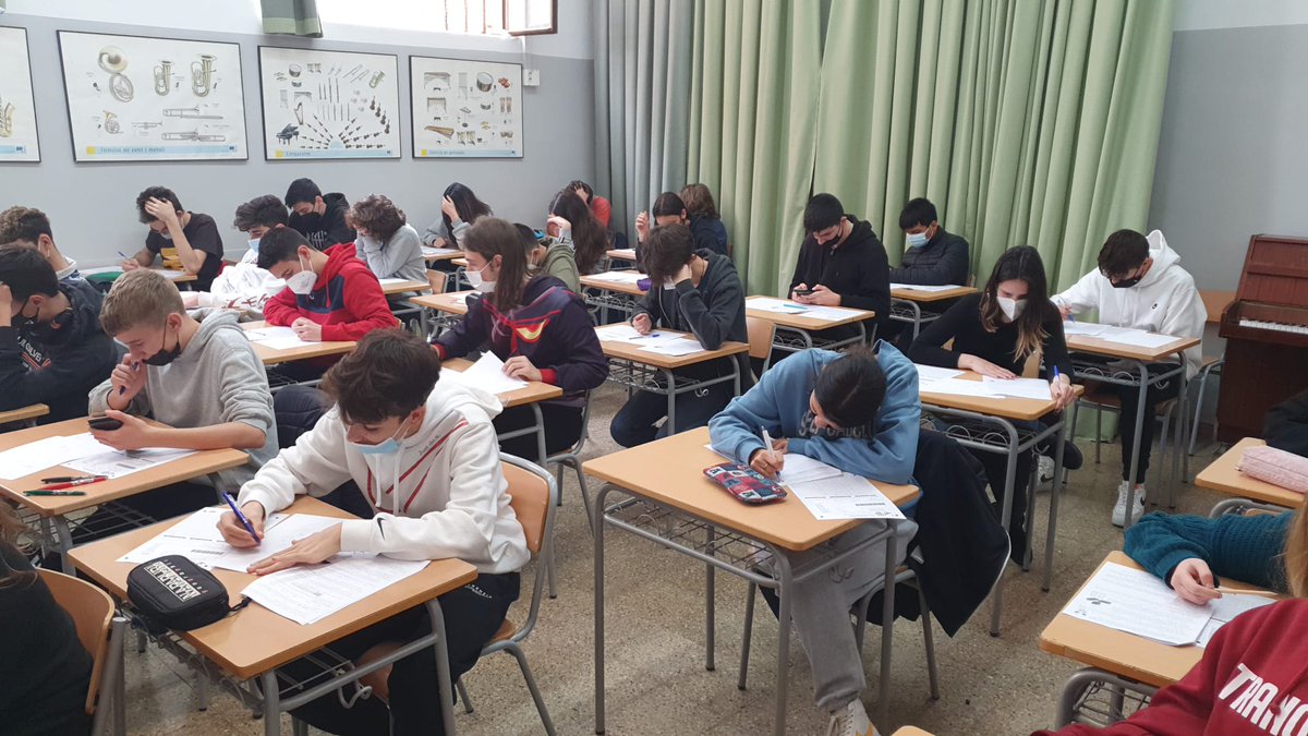 Institut Pedralbes (@inspedralbes) on Twitter photo Avui hem commemorat el Dia internacional de les Matemàtiques (que va ser ahir) amb la celebració de les Proves Cangur! #ProvesCangur2022 <a href="/soccatmat/">Societat Catalana de Matemàtiques</a> 🧮📏📝🦘🦘🦘 Avui hem commemorat el Dia internacional de les Matemàtiques (que va ser ahir) amb la celebració de les Proves Cangur! #ProvesCangur2022 <a href="/soccatmat/">Societat Catalana de Matemàtiques</a> 🧮📏📝🦘🦘🦘