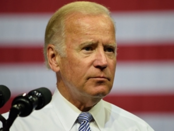 Biden approval is out for today, and he's tied his record low: bit.ly/36r5Ia4 @POTUS #bidenapproval Sponsored by @mirandadevine and 'Laptop From Hell' bit.ly/3e0Wsu0