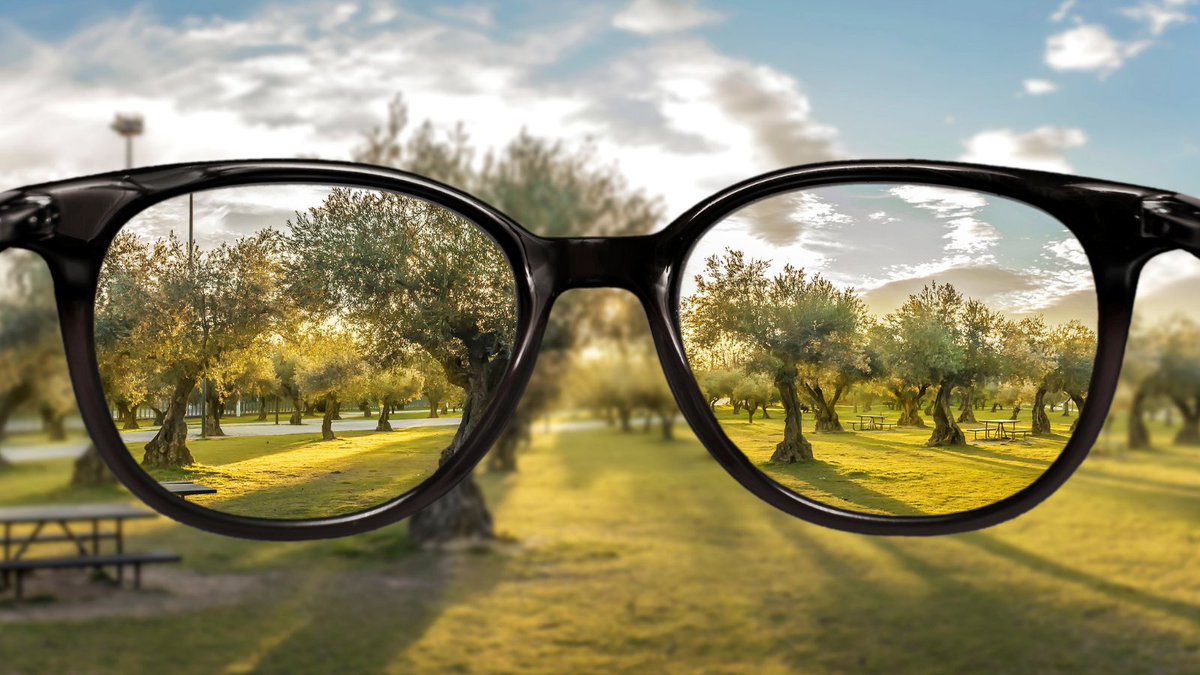 yc_creative's tweet photo. We can help you to share your company's vision by giving you insight, sometimes different, for your business, in terms of powerful design and outstanding content for your website. Clear vision that's what you need. #writecontent #benow https://t.co/HzsPzbsmqj https://t.co/kSL8DWe3iK