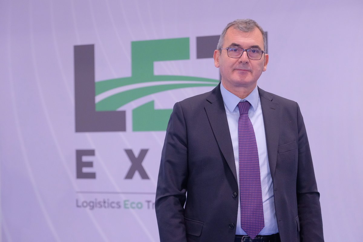 VRfiere's tweet photo. @mauriziodanese1: "Con @LetExpo promuoviamo una nuova cultura che ci accompagna verso  modelli di #mobilità e #servizi sostenibili. E #veronafiere è pronta a raccogliere questa #sfida per modernizzare l’Italia". #letexpo https://t.co/VWHSWNhs9y
