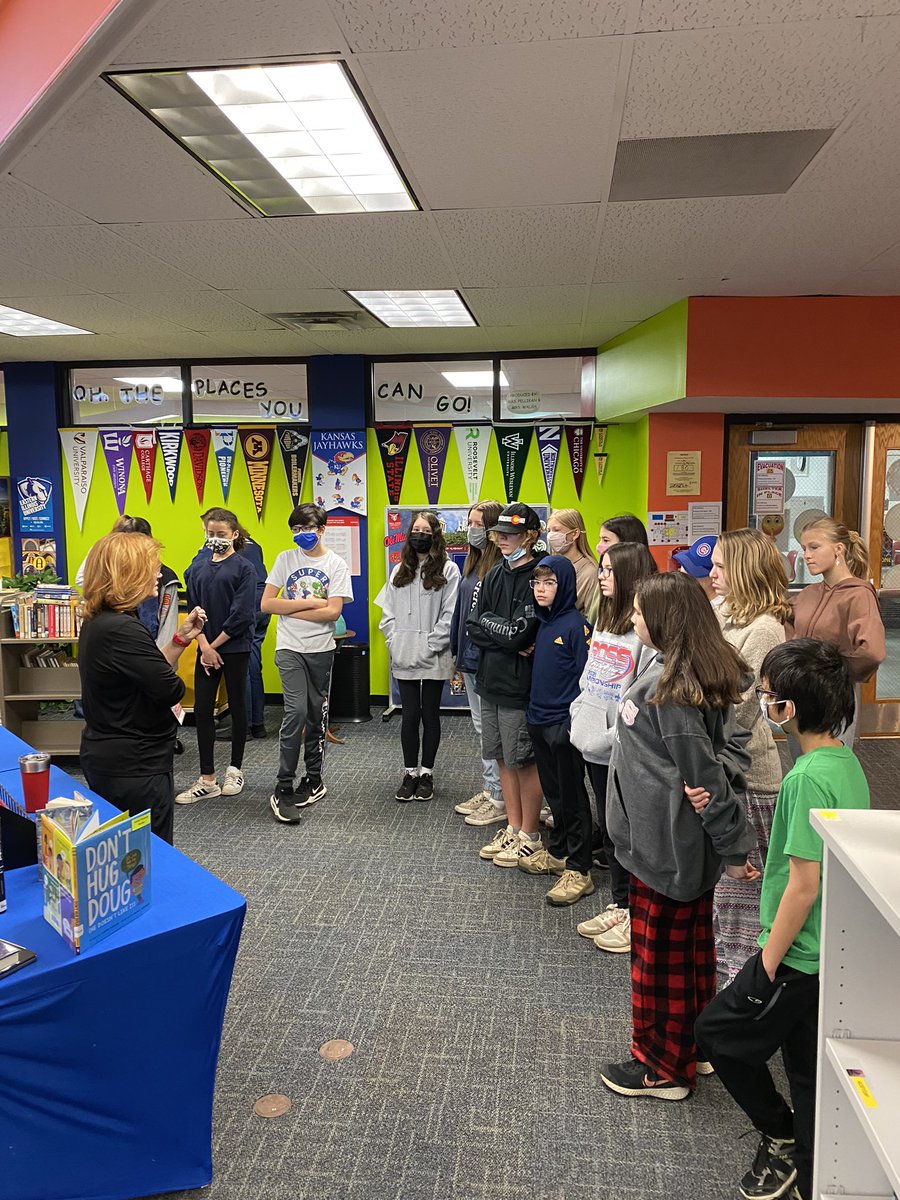 TeachFelsenthal's tweet photo. Thank you, Mrs. Walsh, for showing us some of the books that will be on display for #AutismAwarenessMonth! #D57Reads #D57Learns #MPEAproud https://t.co/FwUC7MJneI