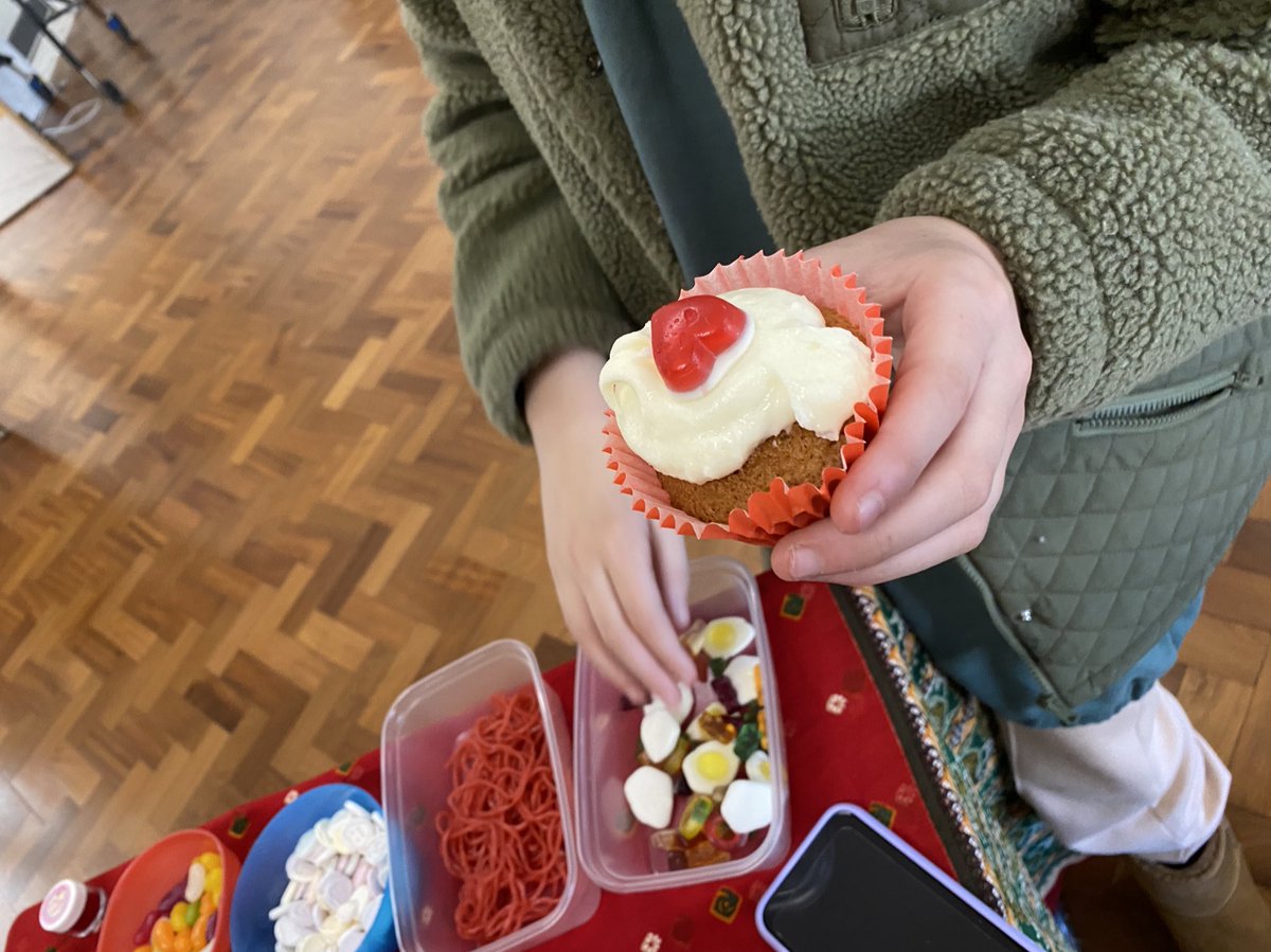craig_parc's tweet photo. #RedNoseDay fundraising at @craig_parc and so far we have raised £50 with our decorate your own fairy cake stand and cake and biscuits sale.🧁 Thanks to all our pupils and staff who supported the cause. 😊 https://t.co/BKxHiX7CnH