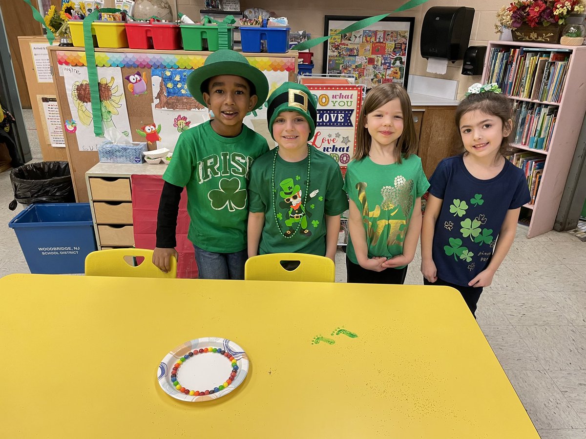 🍎Mrs. Powers Kinders tweet media