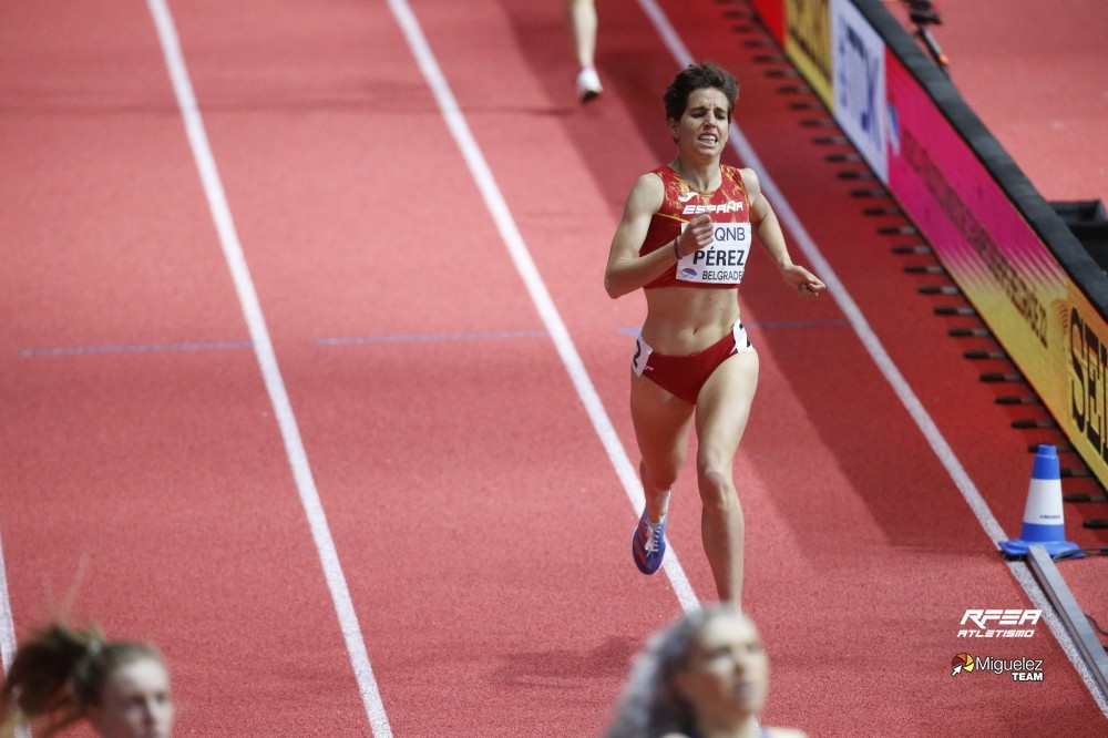 Primera jornada de #WorldIndoorChamps

 #EspañaAtletismo 
4⃣ atletas a la FINAL

🚹800m <a href="/AlvaroDArriba/">Alvaro De Arriba OLY</a> <a href="/marianoobst97/">Mariano García</a>
🚹3.000m <a href="/adelmechaal/">Adel Mechaal</a>
🚺1.500m <a href="/martapm93/">Marta Pérez</a>
 
2⃣ semifinalistas 
<a href="/Misabel_perez/">Maribel Pérez</a> (60m) <a href="/BrunoHortelano/">Bruno Hortelano</a> (400m) 

 #PasiónPorCompetir

CRÓNICA🖊️bit.ly/3qhEJ82