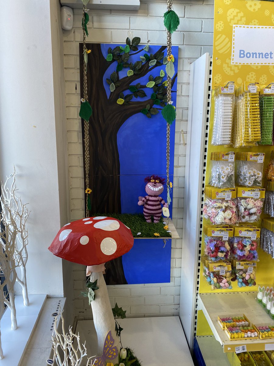 bolland_rob's tweet photo. Superb @Hobbycraft_SPT well done today https://t.co/kXOrbZpFYE