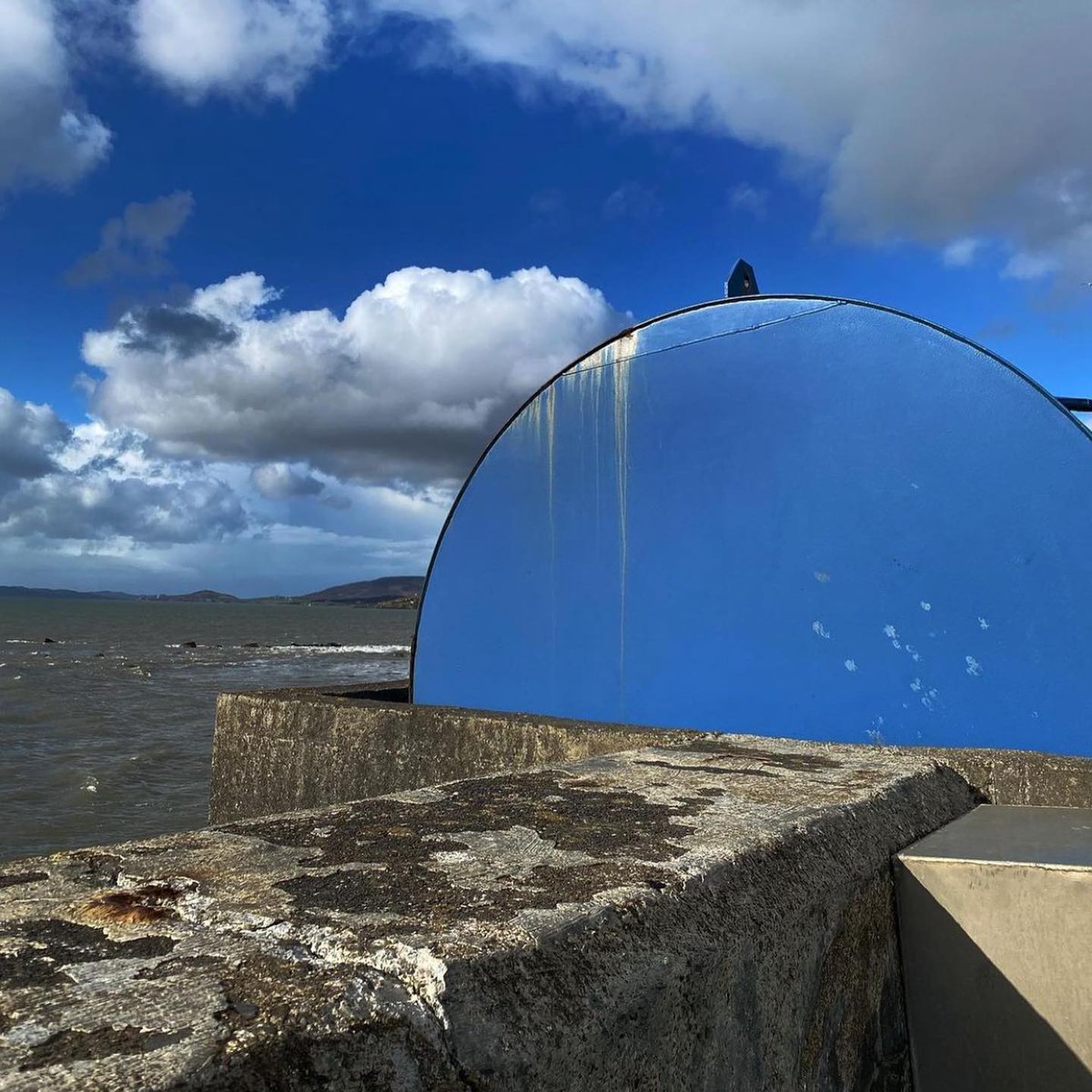 NaughtonGallery's tweet photo. Congratulations to @lockymorrisartist on being shortlisted for the @GFAward. Read more about Locky’s work in the exhibition guide for Stop Lookin’ at Photographs!, his 2016 solo show at the gallery, available from the front desk. 
#naughtongalley #lockymorris https://t.co/sbQdf0SQOG