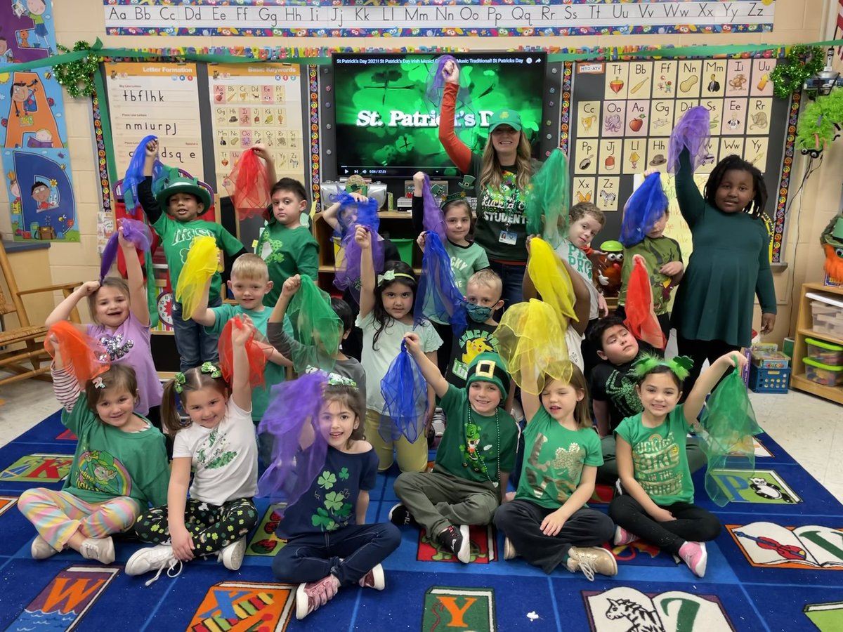 🍎Mrs. Powers Kinders tweet media