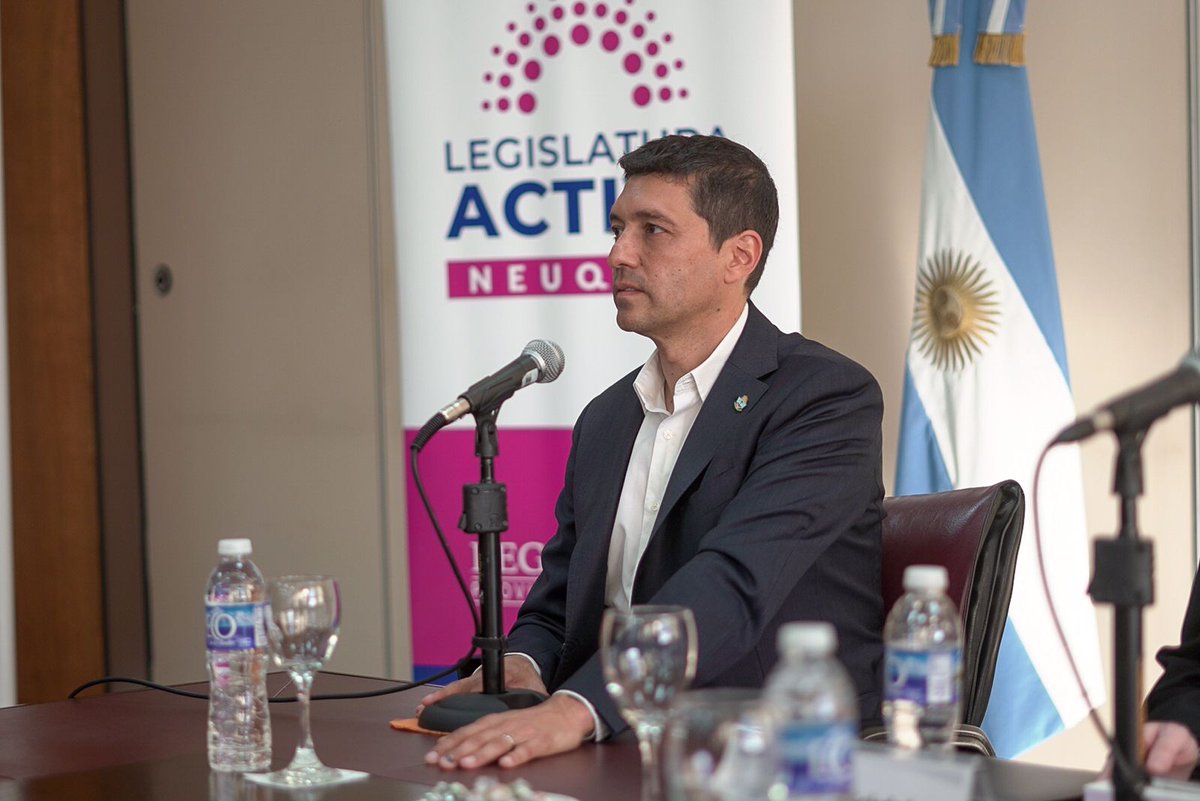 Hoy junto a su presidenta <a href="/GennariSoledad/">Maria Soledad Gennari</a>, participé de la reunión mensual del Foro Patagónico de los Superiores Tribunales de Justicia, un espacio de intercambio de saberes entre representantes de distintas provincias.
