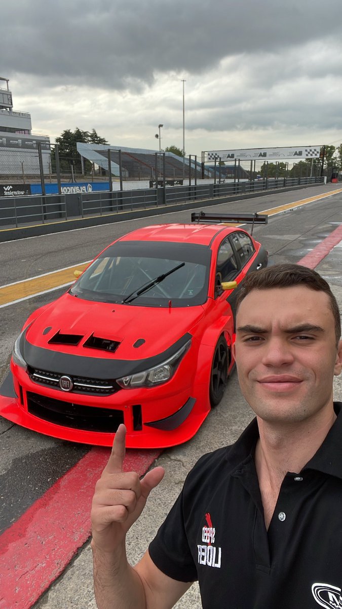 3LocosalVolante's tweet photo. 🗣️: “Solo pude girar el domingo, no conocía la pista ni el auto, así y todo terminamos la carrera y me quede con una referencia de los tanques llenos muy buena, no hubo tiempo para trabajar pero de ahora en adelante va a ser todo en ascenso junto al equipo”. https://t.co/wvNN7M0GUY