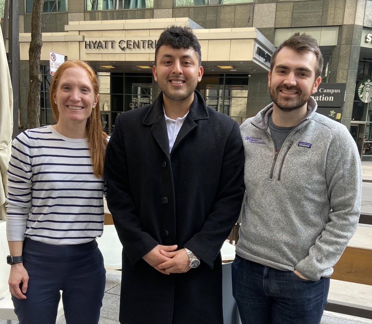 The Akhtar Lab is celebrating spring in Chicago and our first R01 funding to study neonatal #herpes in collaboration with @SzparaLab! ❤️ doing science with this team! Hiring now at all levels. Come and join us in Chicago at @NUFeinbergMed and @LurieChildrens!