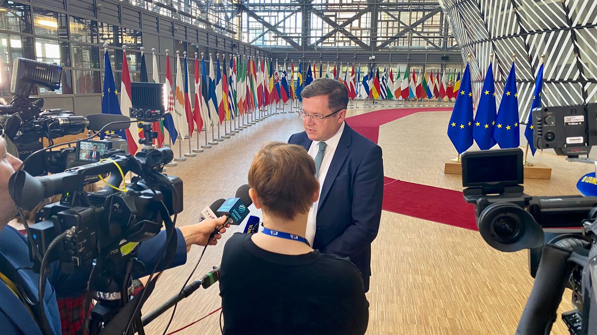 PLintheEU's tweet photo. Ambassador Andrzej #Sados at the #presser in #Brussels:

We call for urgent need of more efficient coordination, better mechanisms and the creation of a new financial architecture at the #EU level to support refugees from Ukraine. https://t.co/mHTkSkhMZJ