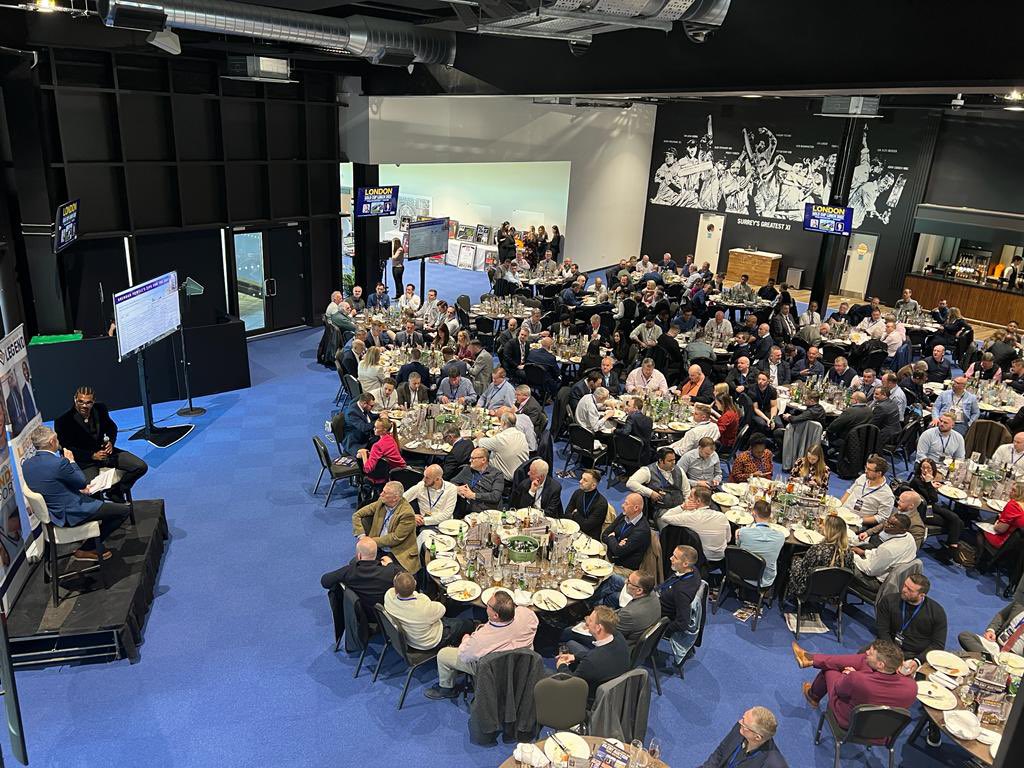 🌟 @PaulMerse and @davidhaye bringing the stardust to our London #GoldCup Lunch at @KiaOvalEvents