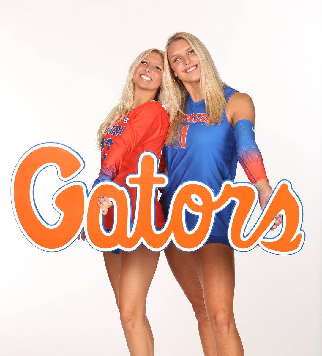We play volleyball tomorrow 🤩 

Come join us in the Lemerand Center at 11am as we scrimmage Georgia Tech! Admission is free. 

#GoGators