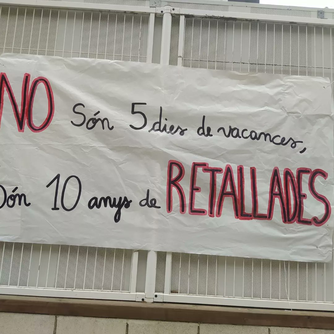 Xirinacs docents en Lluita tweet media