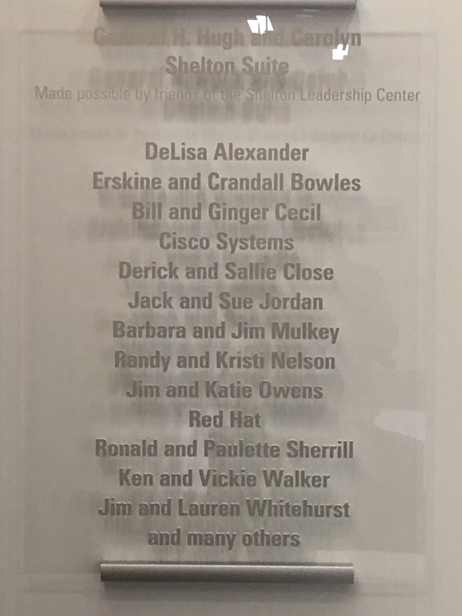 Leslie Boney tweet media