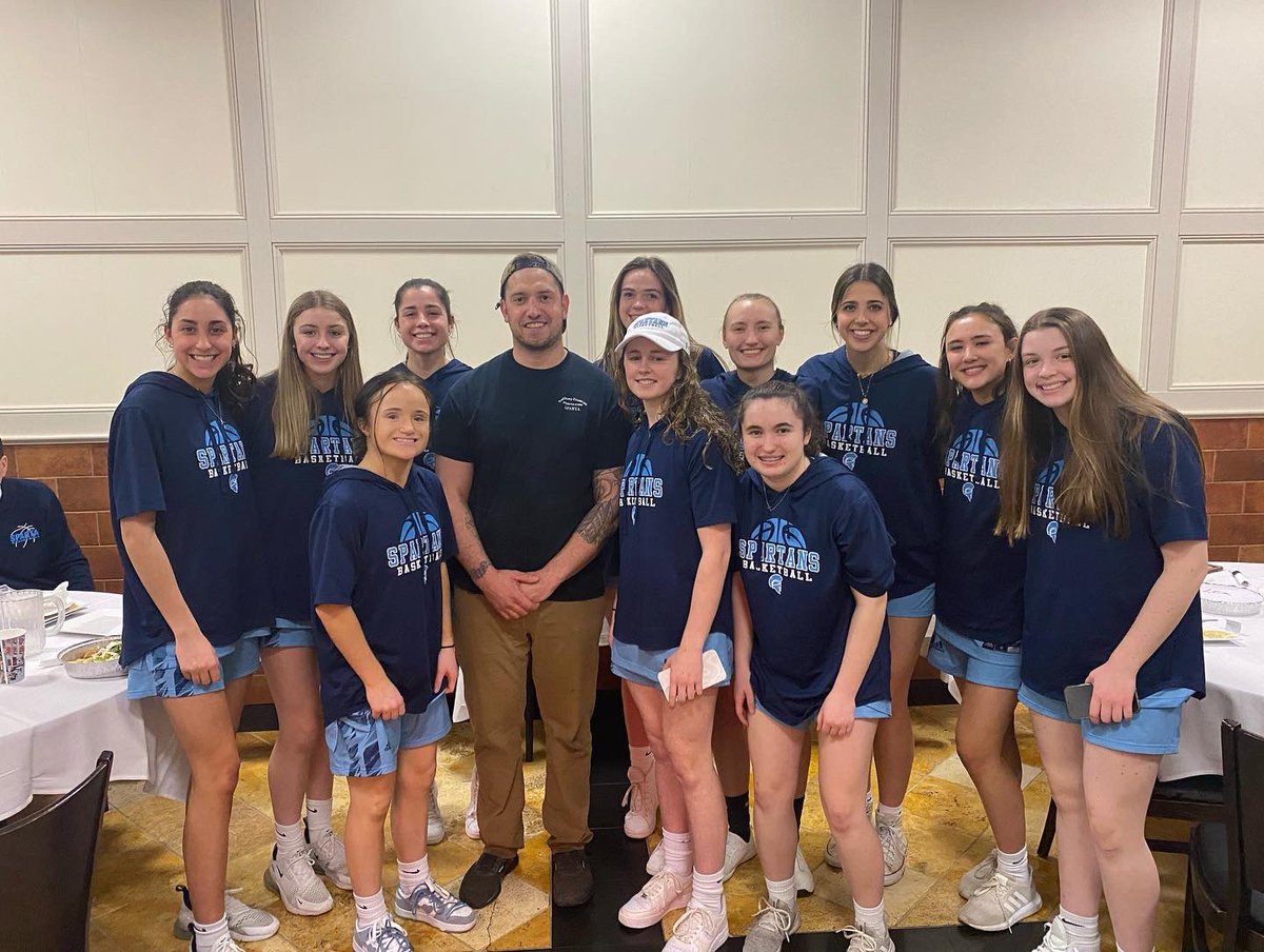 Lunch before the Big game tonight.  Thank you Anthony Francos Pizza. #WeAreSparta