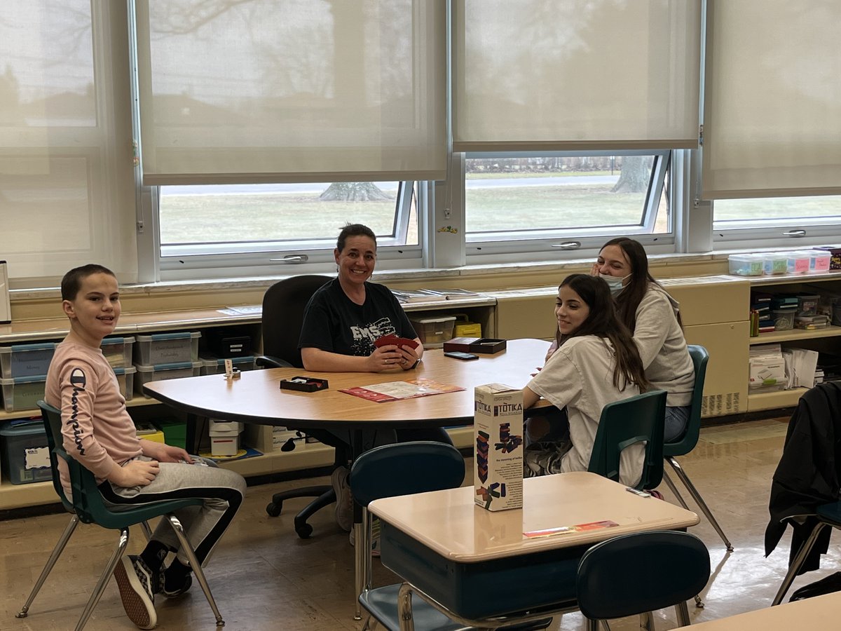 EMSRangers's tweet photo. More PBIS afternoon fun!  #PostiveBehavior
@WESchools https://t.co/9pOwRAz8ot