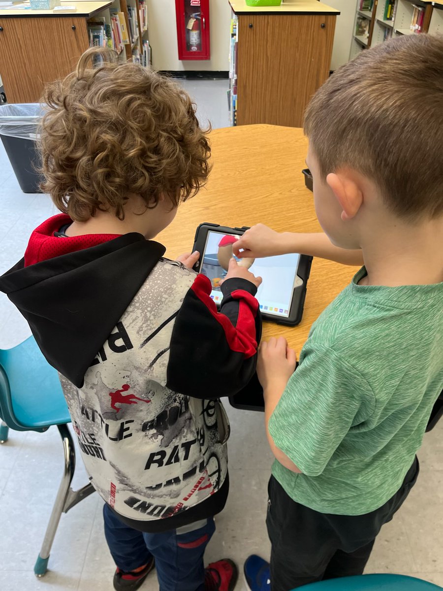 MsAshley_FFES's tweet photo. Mrs. Newhouse showed students how to help plan and rebuild cities with Ms.Piccirilli's 2nd grade class. They listened to the book, "What is a Refugee?" by Elise Gravel and then used Merge Cubes and iPads to engineer new cities! 
@pps_edtech
 
@PPS_ELA
 
@PlymouthSch https://t.co/cmMBJFK652