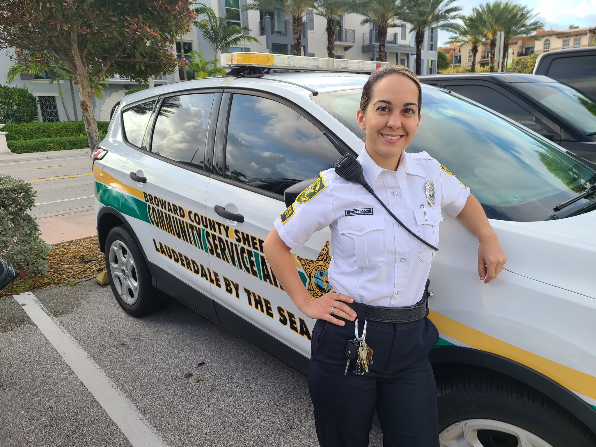 sheriff-gregory-tony-on-twitter-celebrating-her-meet-csia-giovanna-anderson-who-handles-the-administrative-duties-of-the-lauderdale-by-the-sea-district-and-is-also-specially-trained-to-process-crime-scenes-womenshistorymonth-herstory-womenofbso