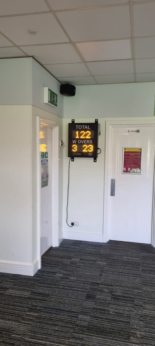 DurantSports_'s tweet image. A new 28 digit scoreboard including personalisation installed onto existing steelwork, as well as 2 repeater units for the clubhouse at @RoffeyCC this week #WeManufacture #WeInstall