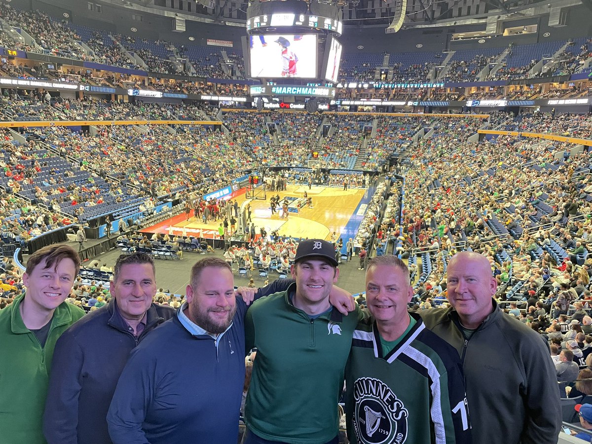 bholzbauer's tweet photo. Cheers from Buffalo where I thought we had all the upsets!? Kentucky losing!?  Have to love March Madness!! https://t.co/10aVKS6MkM