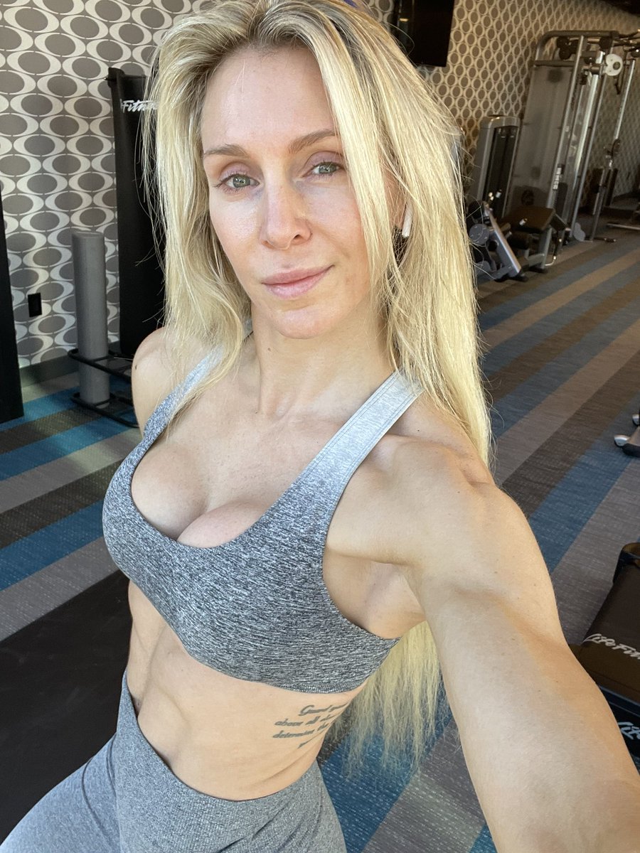 MsCharlotteWWE's tweet photo. ps i hope you feel beautiful today 🤍 https://t.co/mtX32C63vG
