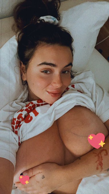 Half off my OF rn 🙈 https://t.co/1OxzDuOTi4 https://t.co/PhfauCKWry